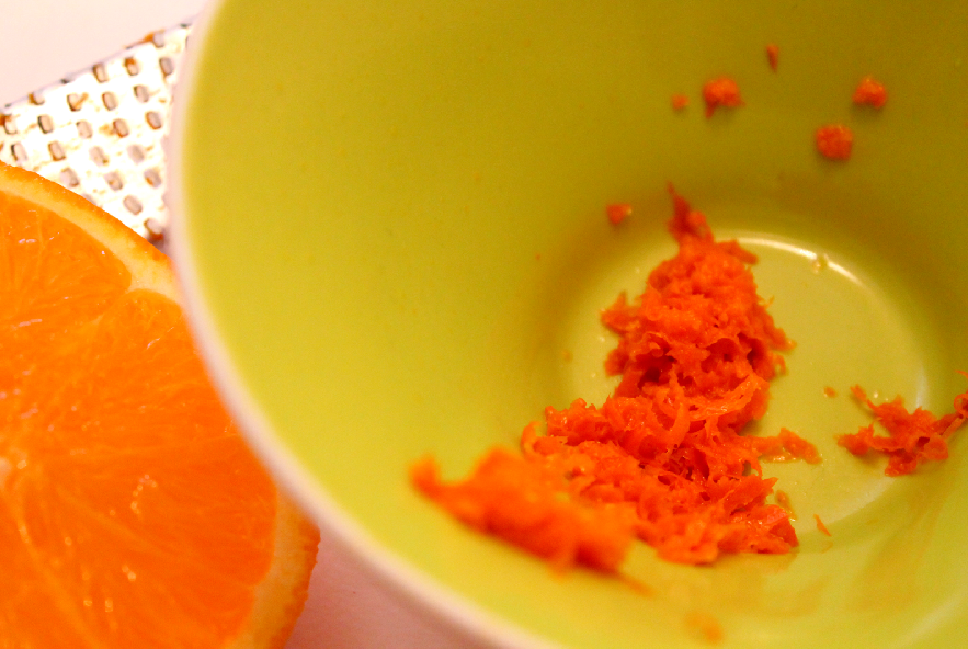 Pasta all'arancia, acciughe, olive e mandorle - Step 2 - Immagine 1