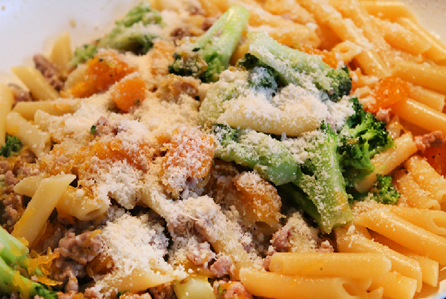 Pennette con broccoli, zucca e salsiccia - Step 2 - Immagine 1