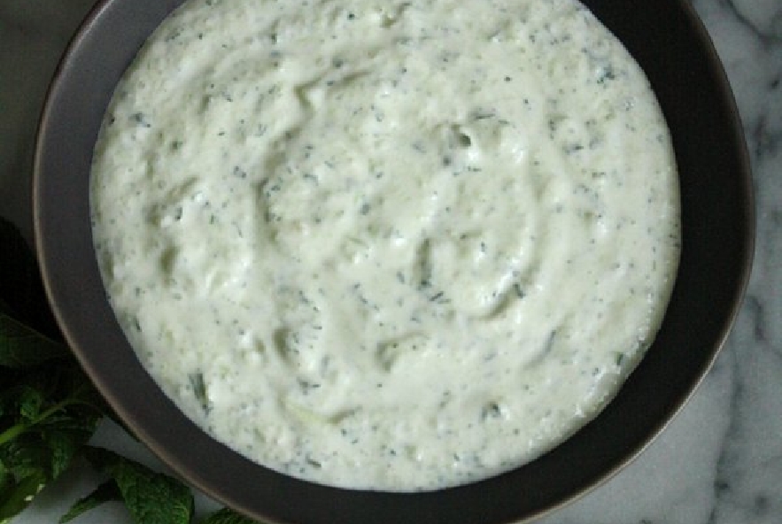 Hamburger di agnello con salsa tzatziki alla menta - Step 3 - Immagine 1