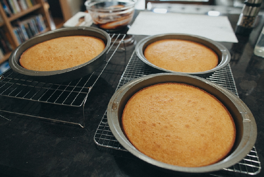 Torta con ganache al cioccolato e meringa - Step 4 - Immagine 1