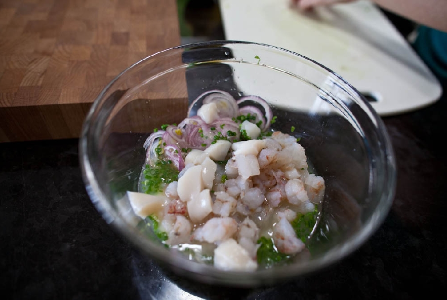 Ceviche di capesante e gamberetti - Step 1 - Immagine 1