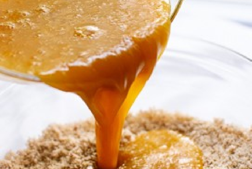 Torta di mandorle e miele con i lamponi - Step 3 - Immagine 2