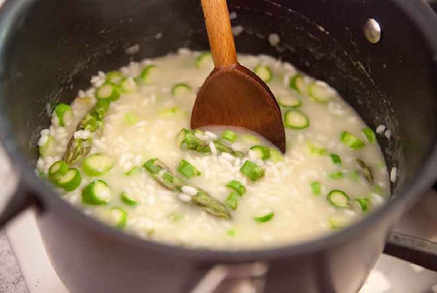 Risotto agli asparagi - Step 4 - Immagine 1