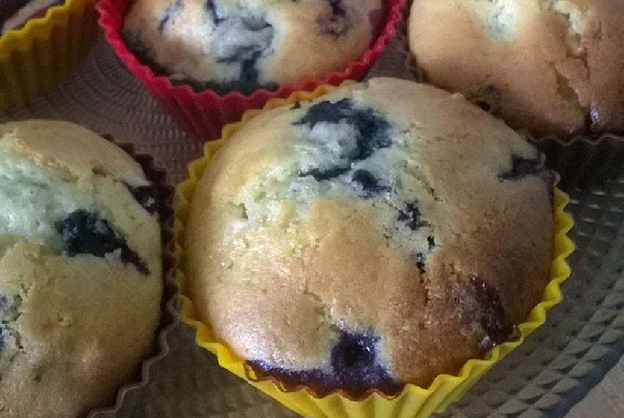 Muffin ai mirtilli - Step 2 - Immagine 1