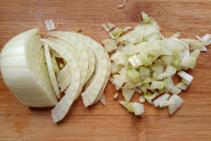 Tartare di salmone affumicato, finocchi e lime - Step 2 - Immagine 1