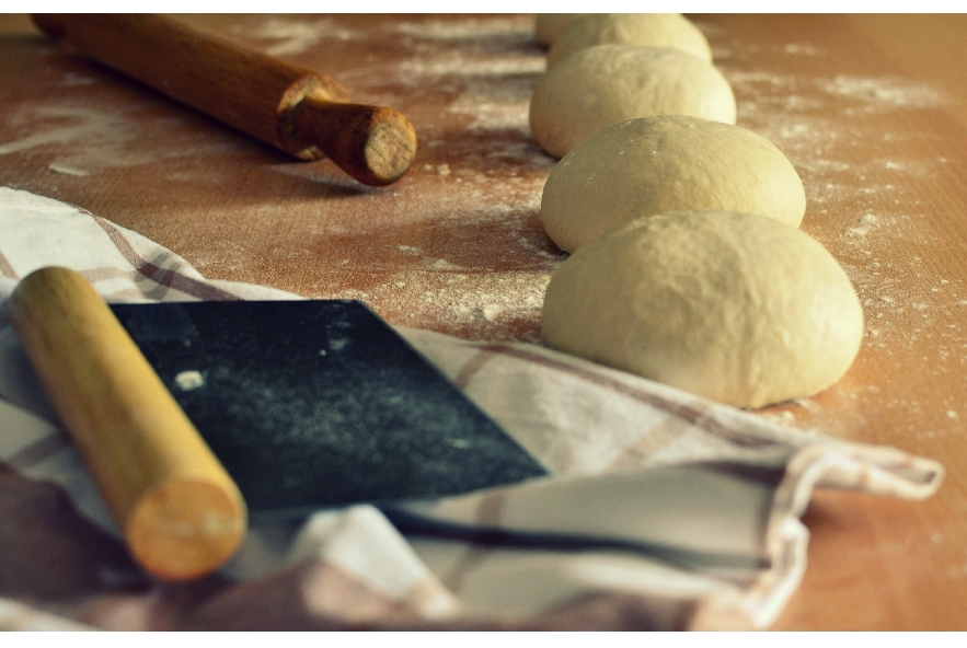 Pizza con pesto di zucchine e edamer - Step 1 - Immagine 1