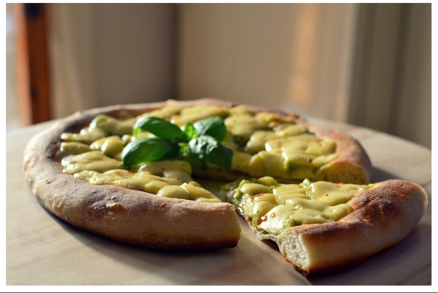 Pizza con pesto di zucchine e edamer - Step 3 - Immagine 1
