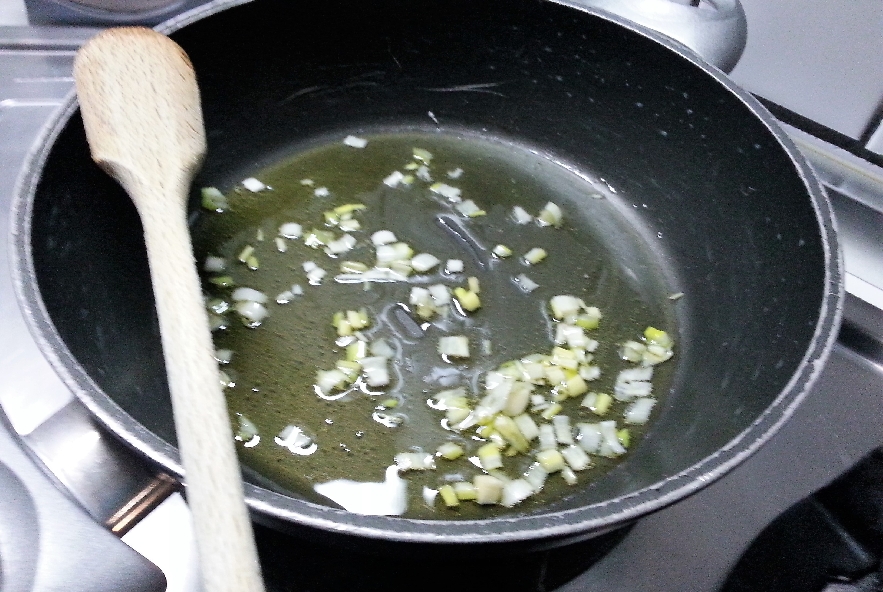 Spaghetti con gamberetti e crema di avocado - Step 2 - Immagine 2