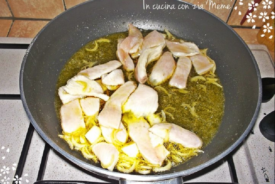 Straccetti di pollo allo zenzero con crema di curcuma - Step 3 - Immagine 1