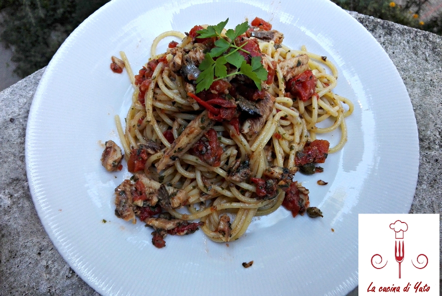 Spaghetti con sarde e polpa di pomodoro - Step 6 - Immagine 1