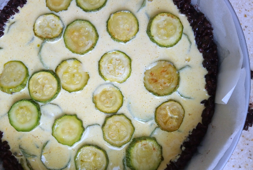 Crostata di riso venere zucchine e yogurt al curry - Step 5 - Immagine 1