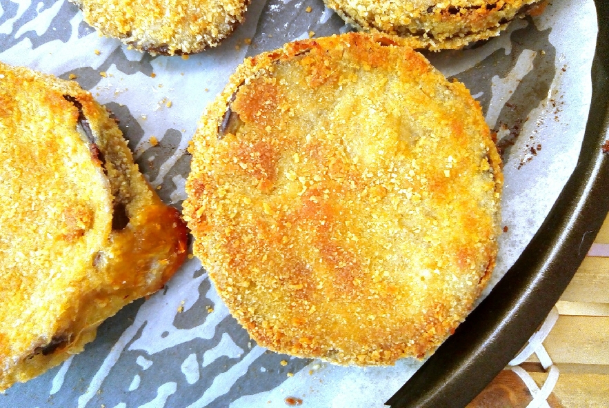 Cotolette di melanzane e mozzarella al forno - Step 4 - Immagine 1