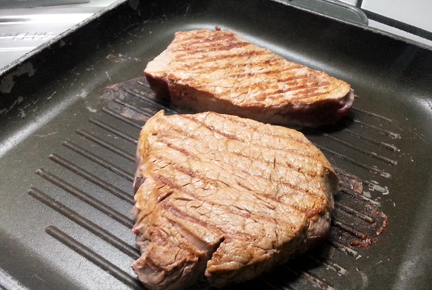 Tagliata di manzo con cavolo rosso e rosti - Step 3 - Immagine 1