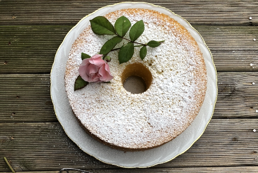 Chiffon cake profumata al limone - Step 4 - Immagine 1