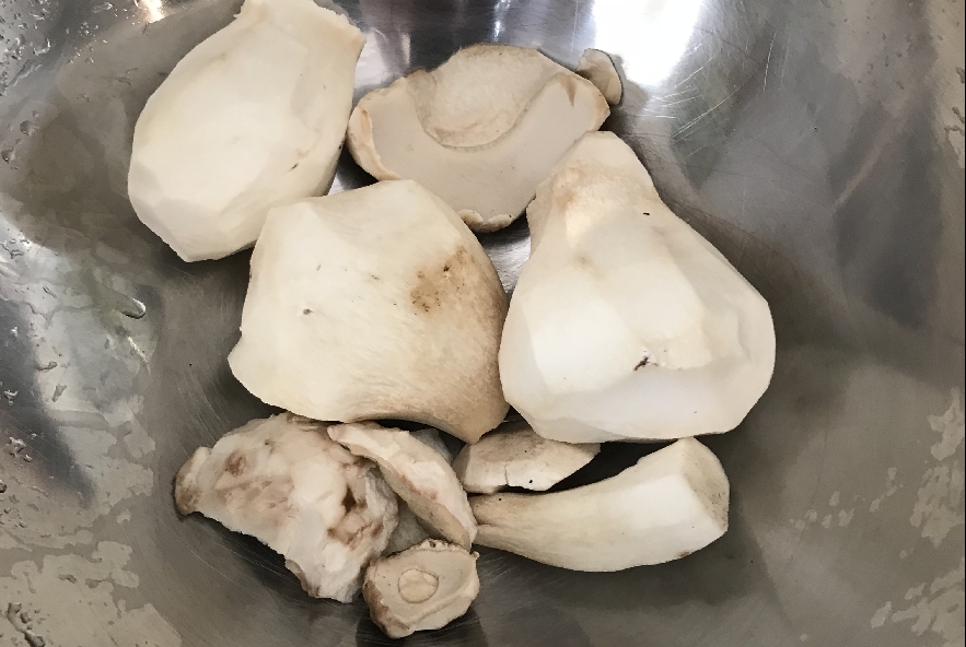 Pappardelle funghi porcini e tartufo - Step 3 - Immagine 1