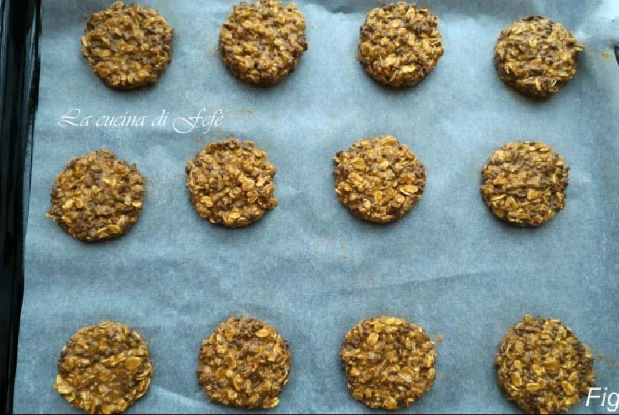 Cookies con fiocchi di avena e cioccolato - Step 4 - Immagine 1