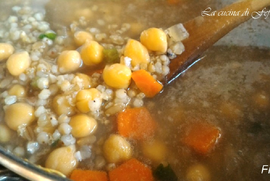 Zuppa di cereali e ceci in crema di broccoli - Step 3 - Immagine 1