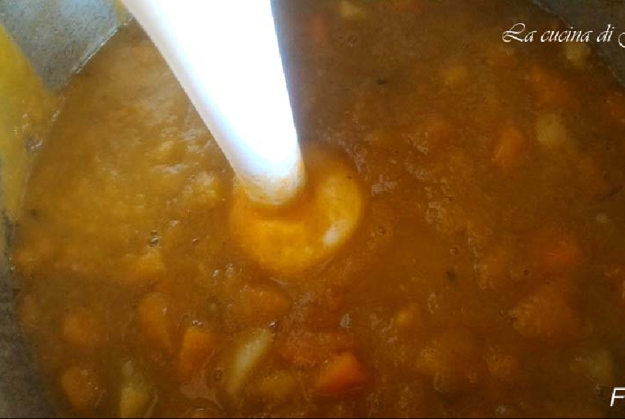 Vellutata di carote, zenzero e cannella - Step 6 - Immagine 1