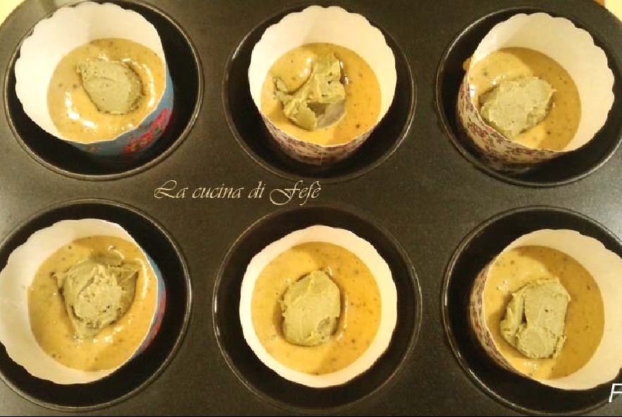 Muffin al pistacchio con farina di farro - Step 7 - Immagine 1