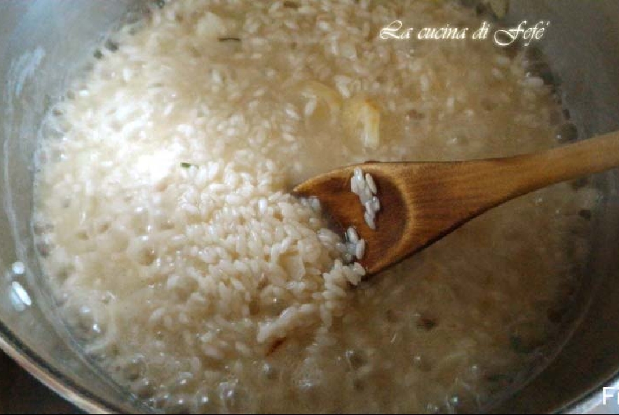 Risotto alla barbabietola e grana - Step 2 - Immagine 2