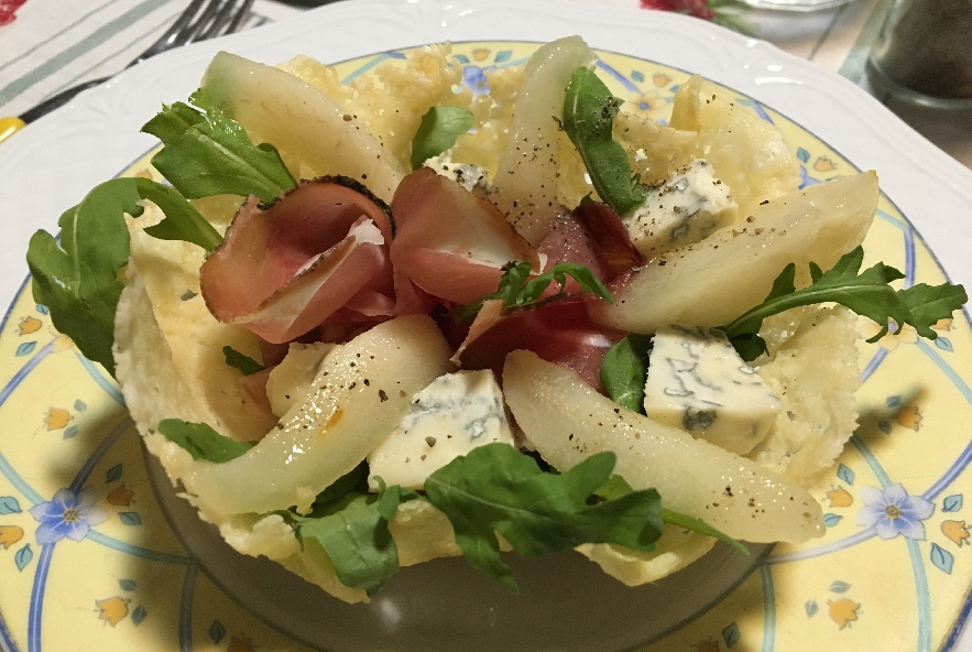 Cestini di pere al vino con gorgonzola e speck - Step 7 - Immagine 1