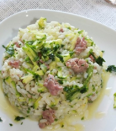 Risotto alle zucchine e salsiccia