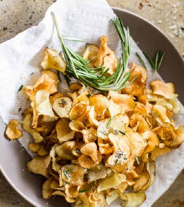 Petali fritti di topinambur con rosmarino