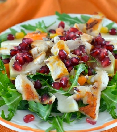 Insalata di pollo melograno e rucola