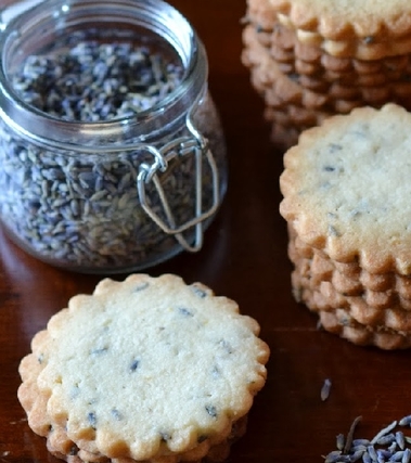 Biscotti alla lavanda e limone