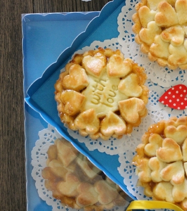 Mini crostate di cuori