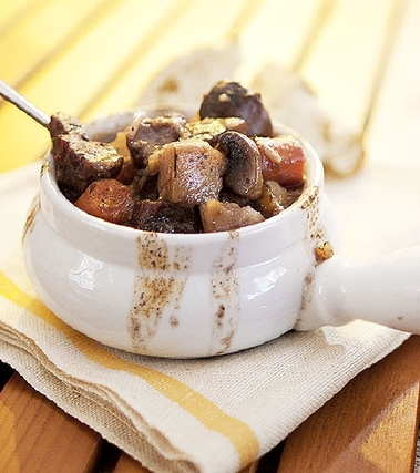 Manzo alla borgognona