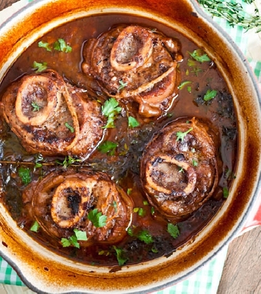 Ossobuco in salsa di vino rosso