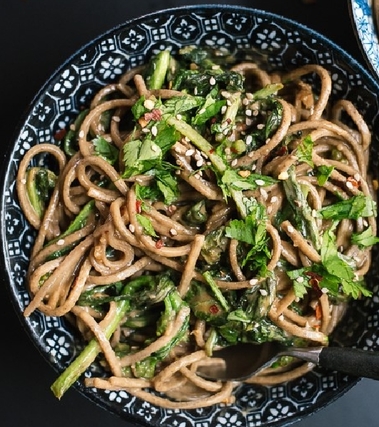 Spaghetti integrali alle cime di rapa