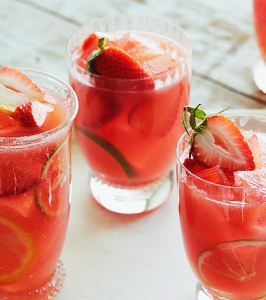 Sangria con anguria e fragole