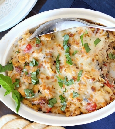 Pasta al forno con pollo e carciofi