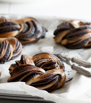 Coroncine di brioche al cacao