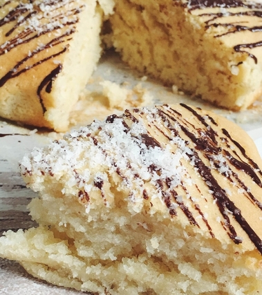 Torta vegana al cocco e cioccolato