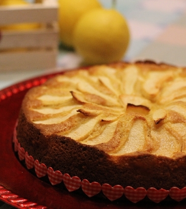 Torta di mele alle nocciole