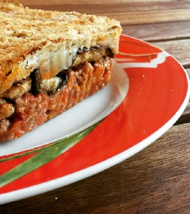 Tortino di melanzane, patate e carne macinata
