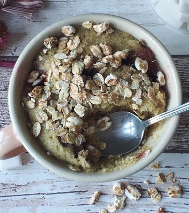 Mug cake vegana ai cereali