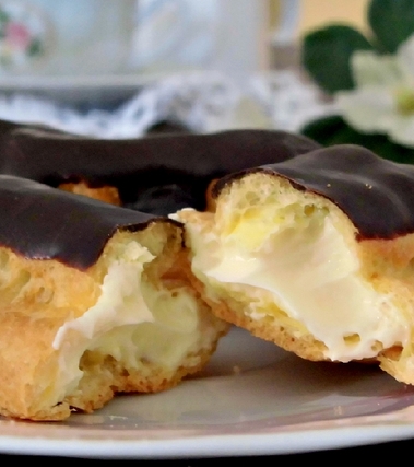 Eclair con crema di mascarpone