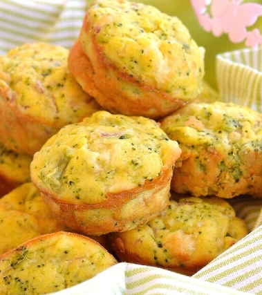 Tortini rustici broccoli, pancetta e formaggio