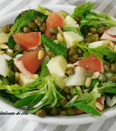 Insalata fruttata al songino