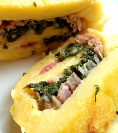 Rotolo di patate, agretti, crescenza e prosciutto