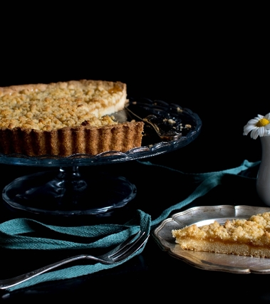 Sbriciolata alla confettura di pesche