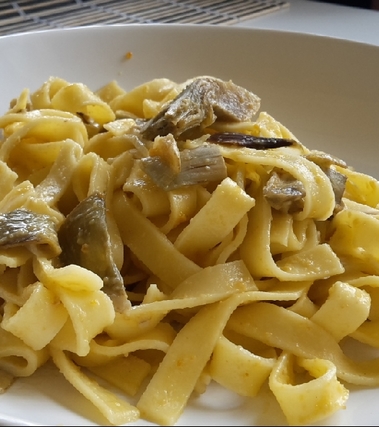 Tagliatelle con carciofi e bottarga