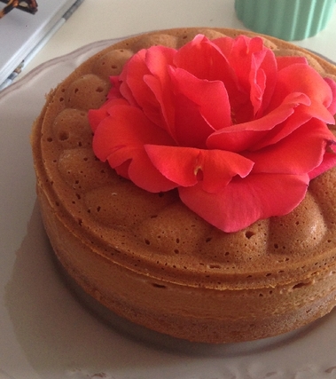 Bundt cake al profumo di limone