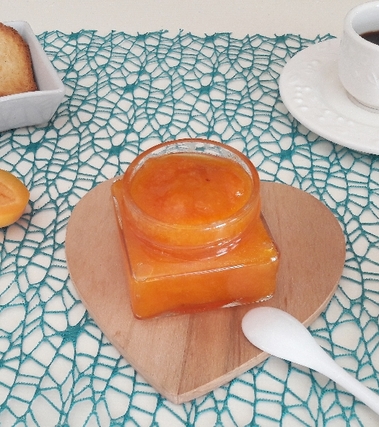 Confettura di albicocche