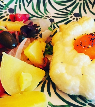 Cloud egg e insalata pantesca