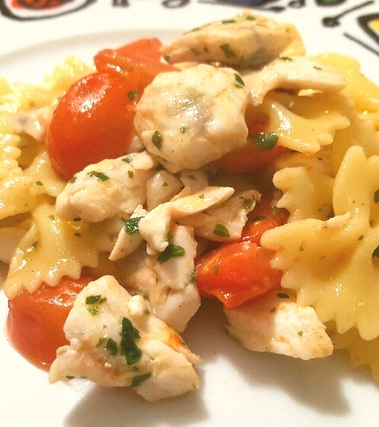 Farfalle con filetto di branzino e pomodorini